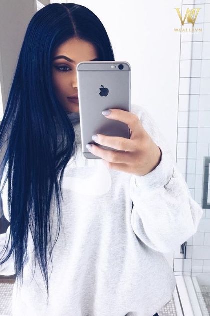 toc-nhuom-xanh-navy-Kylie-Jenner