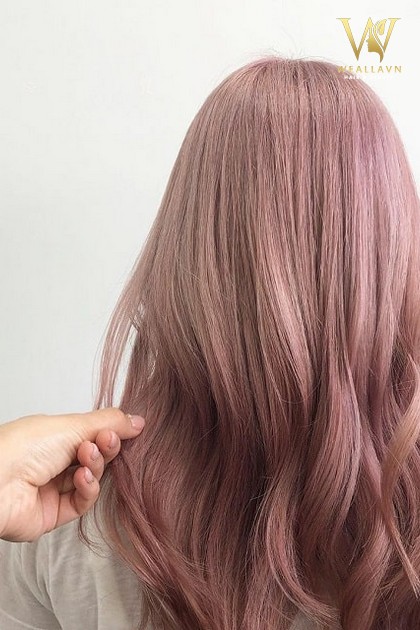 Nhuộm màu tóc hồng đào ánh nâu