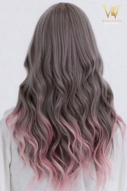 Nhuộm tóc màu hồng highlight