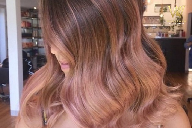 Nhuộm tóc hồng gold ombre trên nền tóc nâu