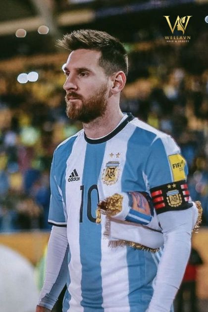 Kiểu tóc vuốt Messi