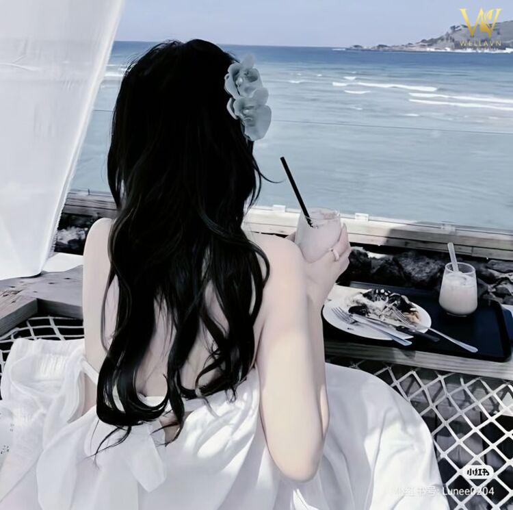 gái xinh che mặt