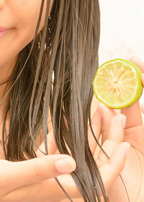 Top 5 Cách gội đầu sạch gầu tại nhà ngăn ngừa tái phát Cách gội đầu sạch gầu bằng chanh