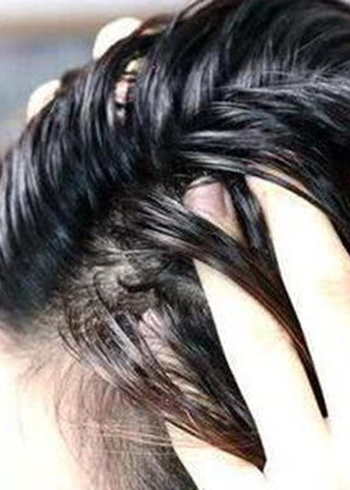 Do tác động từ thời tiết, môi trường