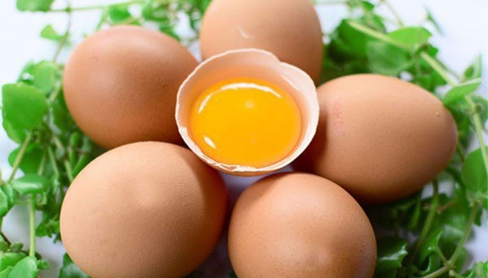 Gội đầu bằng trứng gà