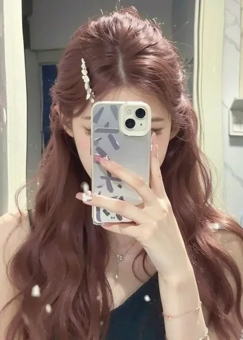 【13+】Mẫu nhuộm tóc nâu hồng dễ thương nhất thập kỷ qua Kiểu nhuộm tóc màu nâu hồng khói
