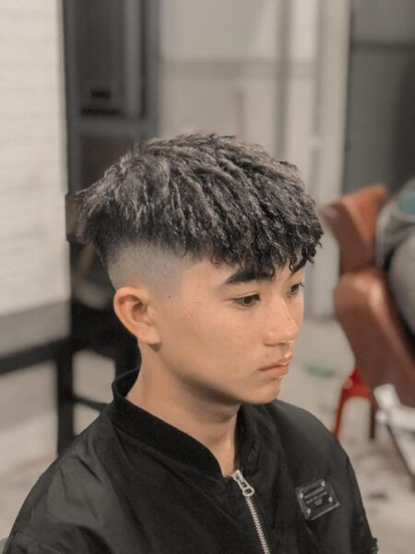 【HOT】10+ Kiểu tóc mohican không cần vuốt sáp | Soái ca chuẩn 100% Kiểu tóc mohican uốn hình con sâu