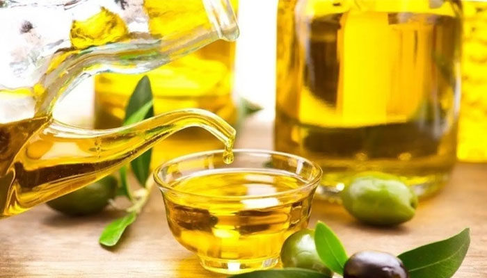 8+ Cách trị rụng tóc bằng dầu oliu mọc và dày nhanh sau 1 tuần Tác dụng của dầu oliu với tóc