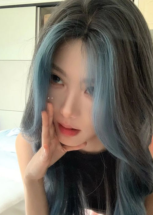 【HOT 21+】Kiểu tóc nhuộm nửa đầu | Siêu nịnh da, chanh xả hết nấc Tóc highlight xanh khói