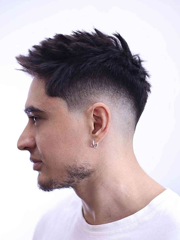 Hé lộ #10 kiểu tóc layer cho nam mặt tròn | Nam tính, chuẩn soái ca Tóc layer nam kết hợp Faux hawk và Mid Fade