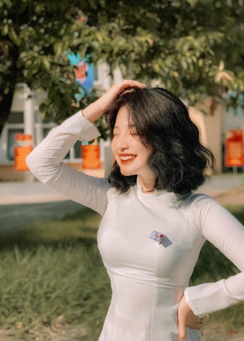 #10+ Kiểu tóc ngắn mặc với áo dài dành cho thiếu nữ xinh đẹp Tóc uốn xoăn nhẹ nhàng