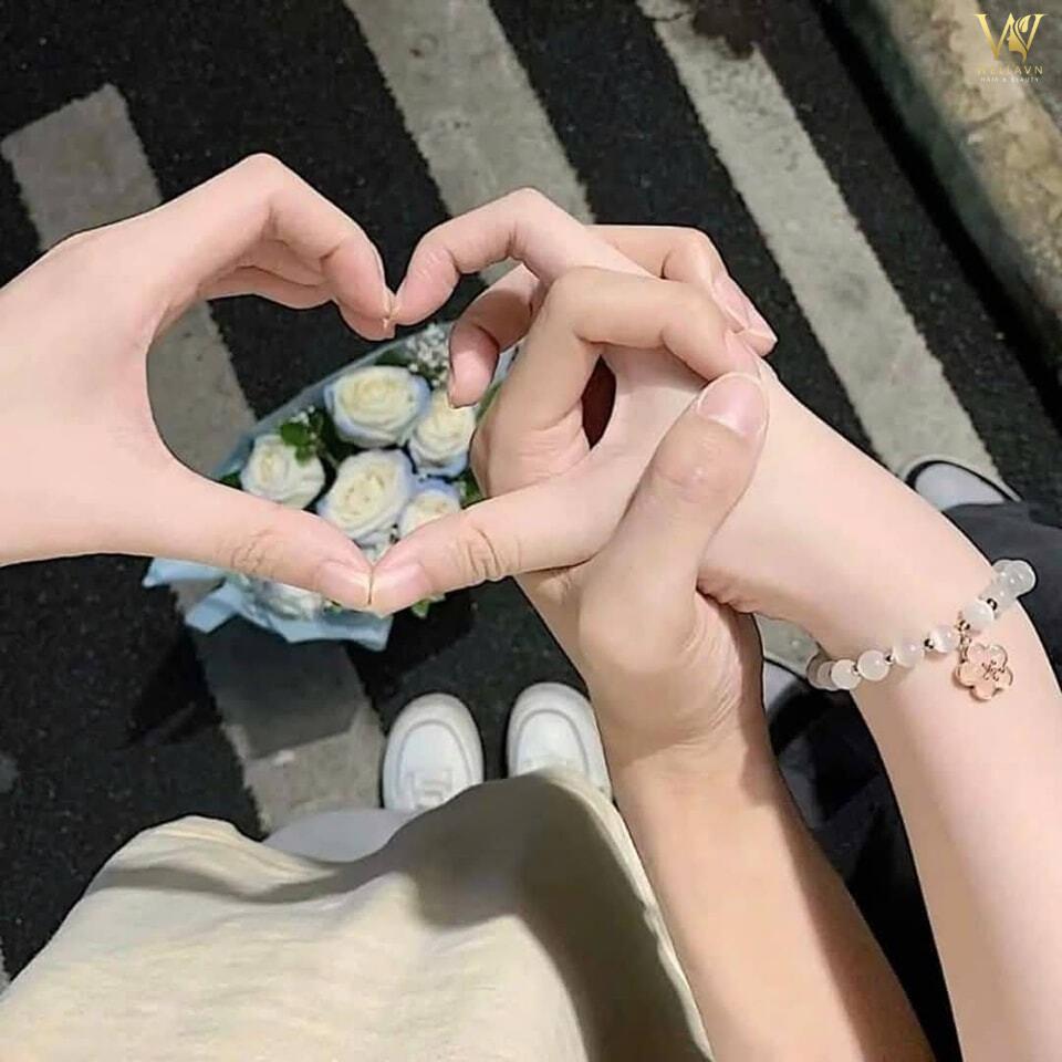 ảnh nắm tay người yêu