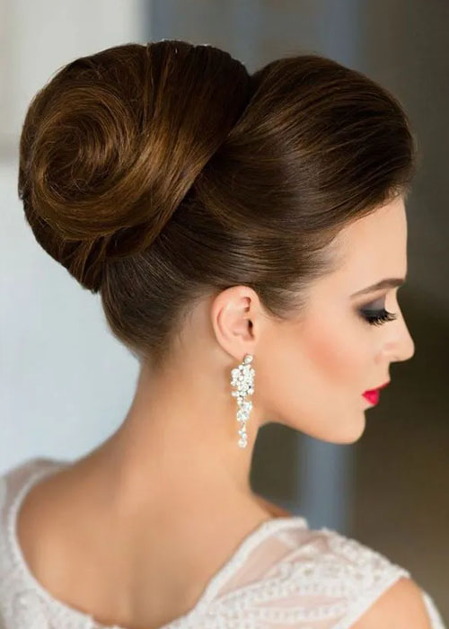 Tiết lộ cách tự tạo kiểu tóc tại nhà đơn giản mà ai cũng phải biết kiểu búi xoắn ốc