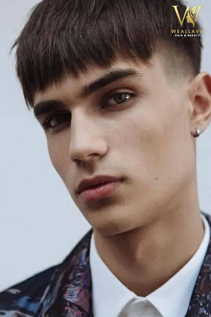 Tóc tỉa lớp bát úp ngố đáng yêu (bowl cut)