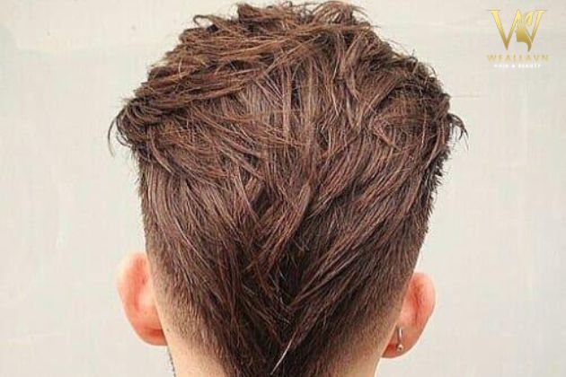 kiểu tóc mohican đẩy gáy