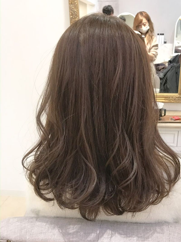 Đẹp mê ly với 22 Kiểu tóc uốn ngang vai thịnh hành cho phái đẹp Kiểu tóc uốn ngang vai sóng duỗi
