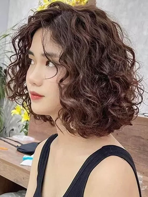 Đẹp mê ly với 22 Kiểu tóc uốn ngang vai thịnh hành cho phái đẹp Tóc ngắn uốn ngang vai lọn nhỏ