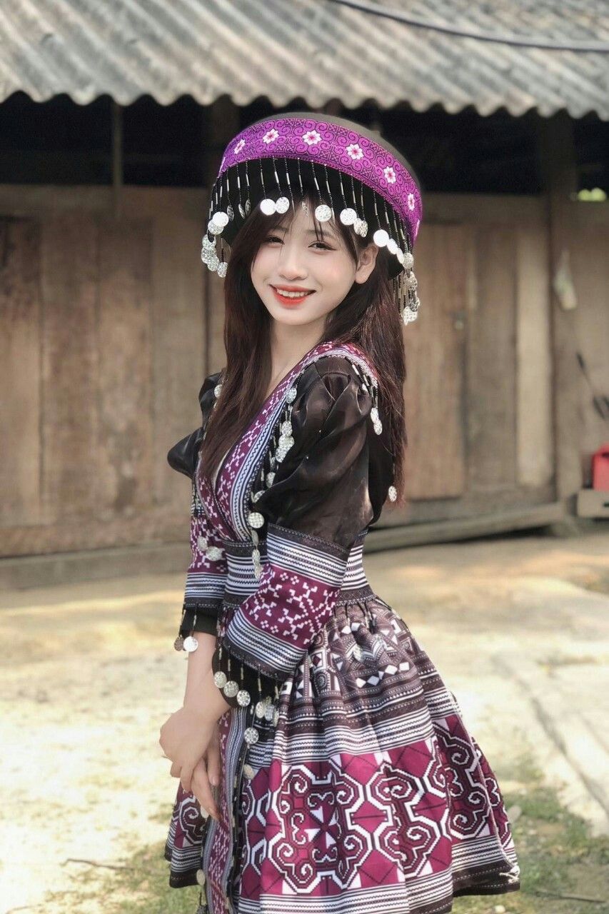 hình ảnh cô gái thái tây bắc