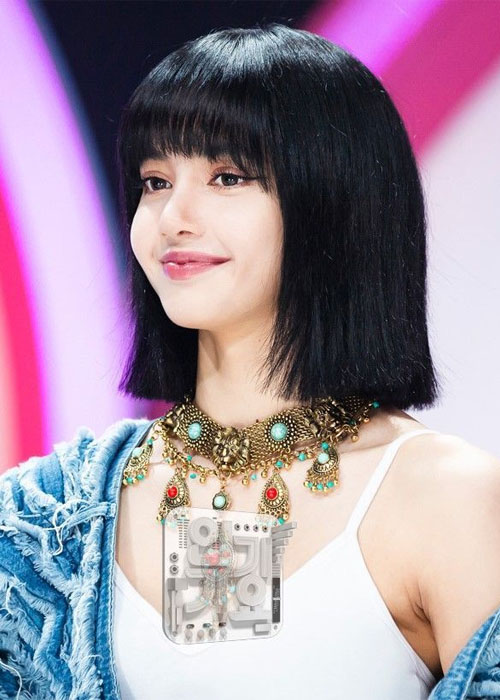 Lisa Tóc Ngắn: Kiểu Tóc Nổi Bật Và Đầy Cảm Hứng Từ BLACKPINK tóc bob ngắn của Lisa