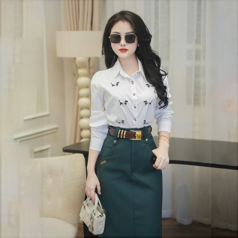 con gái mặc sơ mi trắng