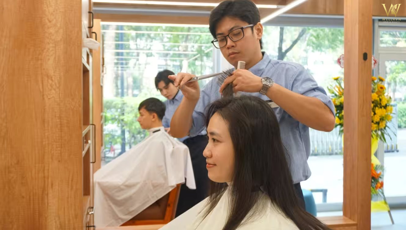 Nam giới mơ thấy mình cắt tóc cho vợ