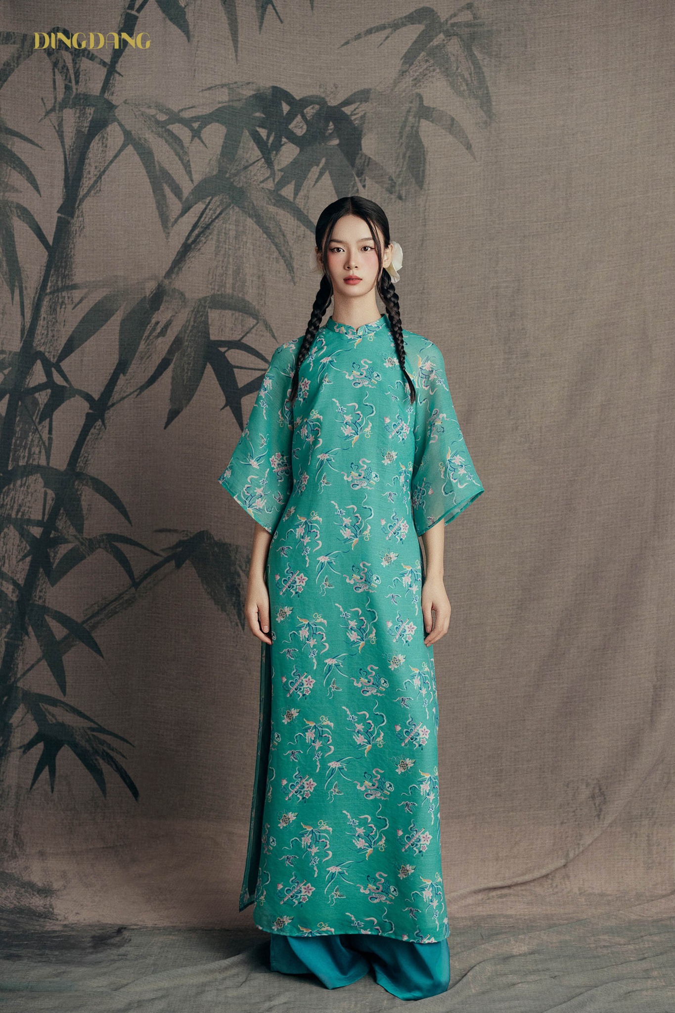 gái xinh mặc áo dài