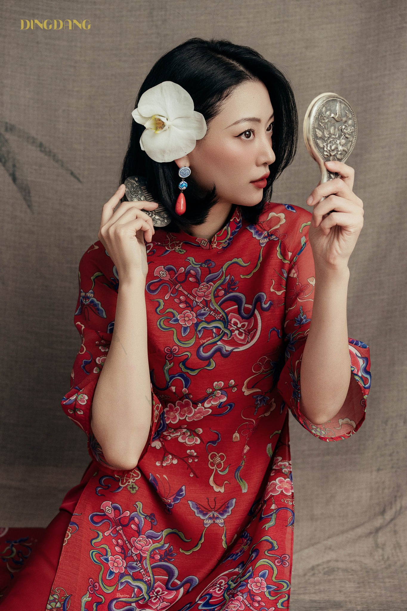 gái xinh mặc áo dài