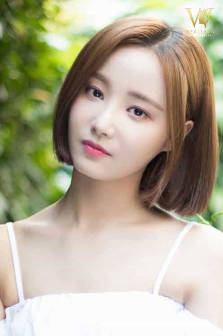 Tóc ngắn duỗi cúp mái bằng