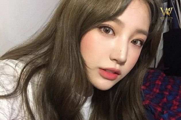 Tóc màu nâu tây lạnh nữ
