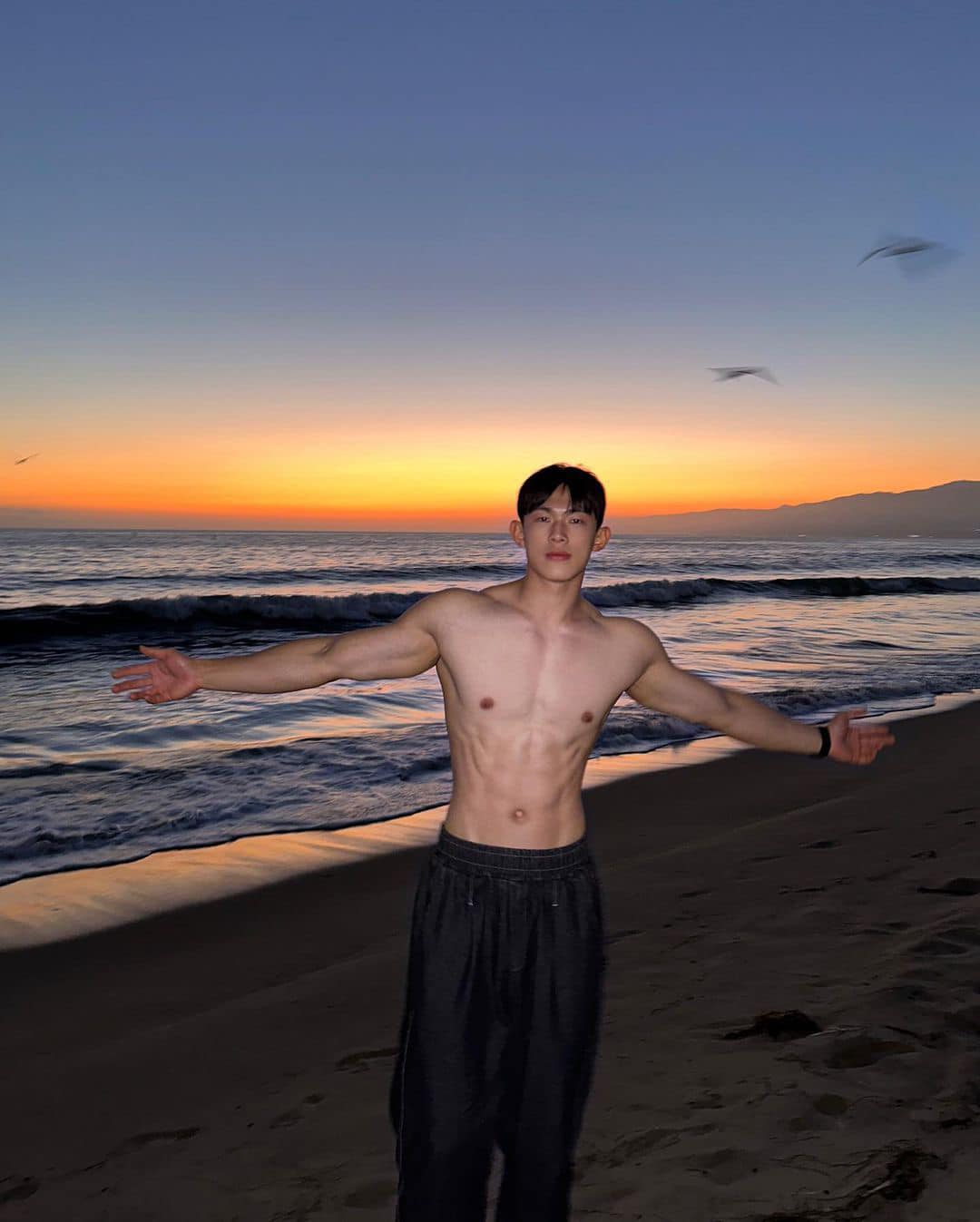 trai đẹp 6 múi