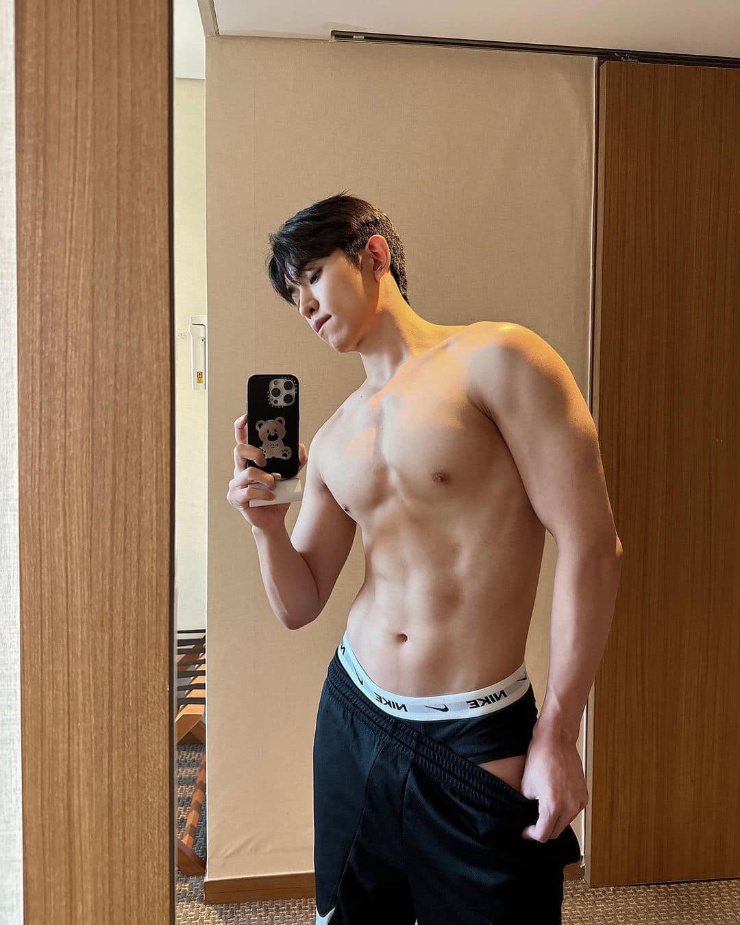 trai đẹp 6 múi