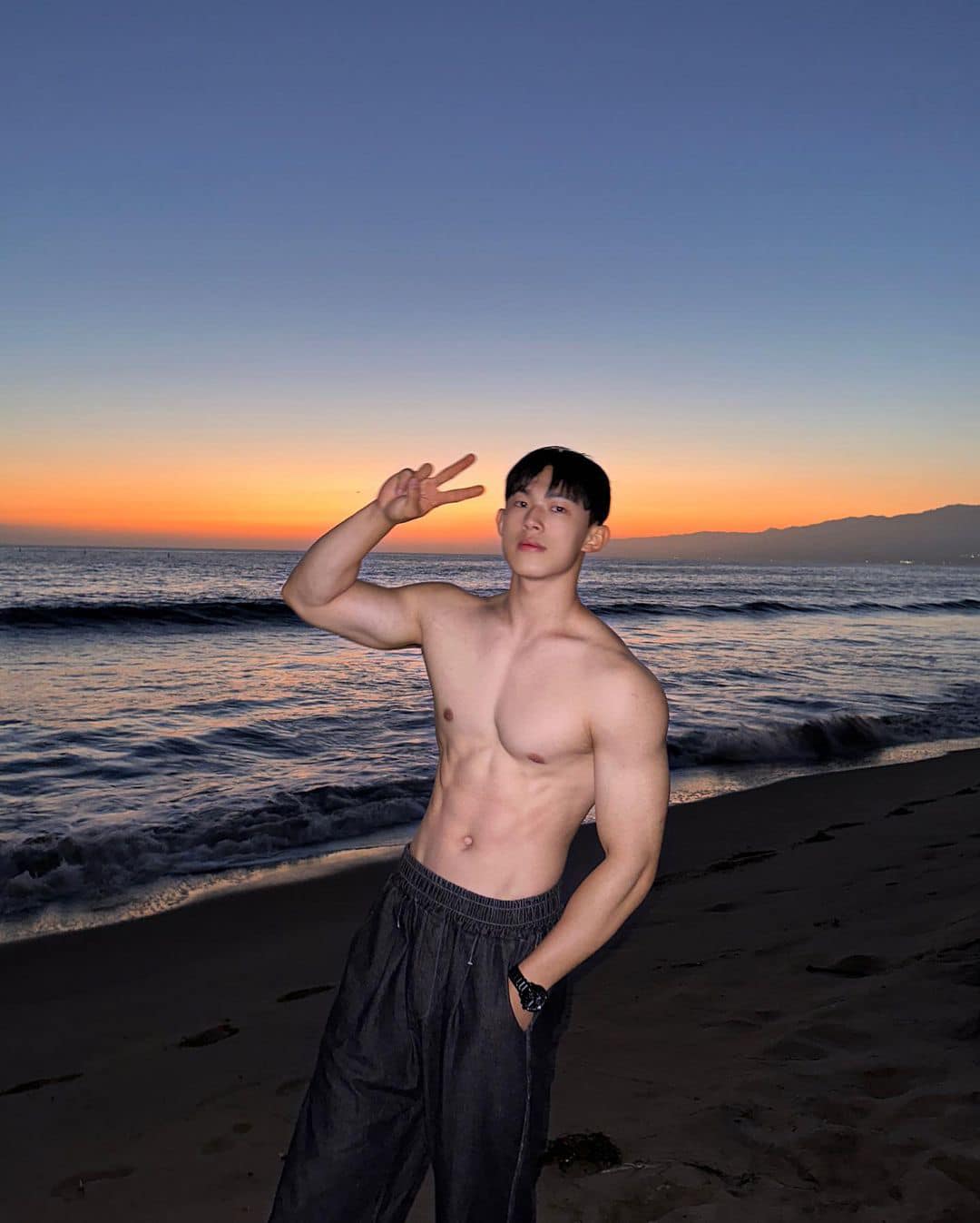 trai đẹp 6 múi