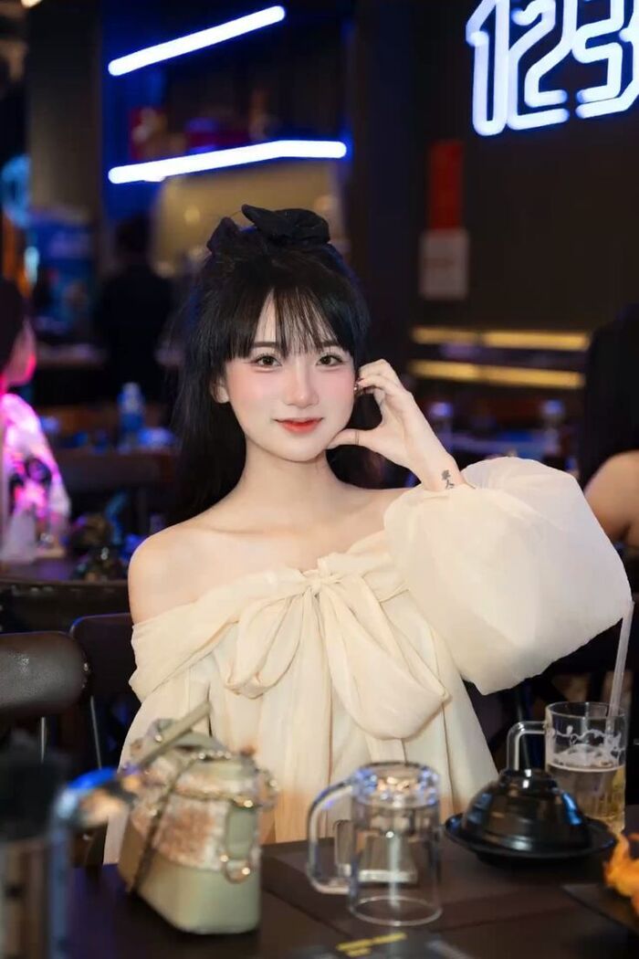 gái xinh facebook