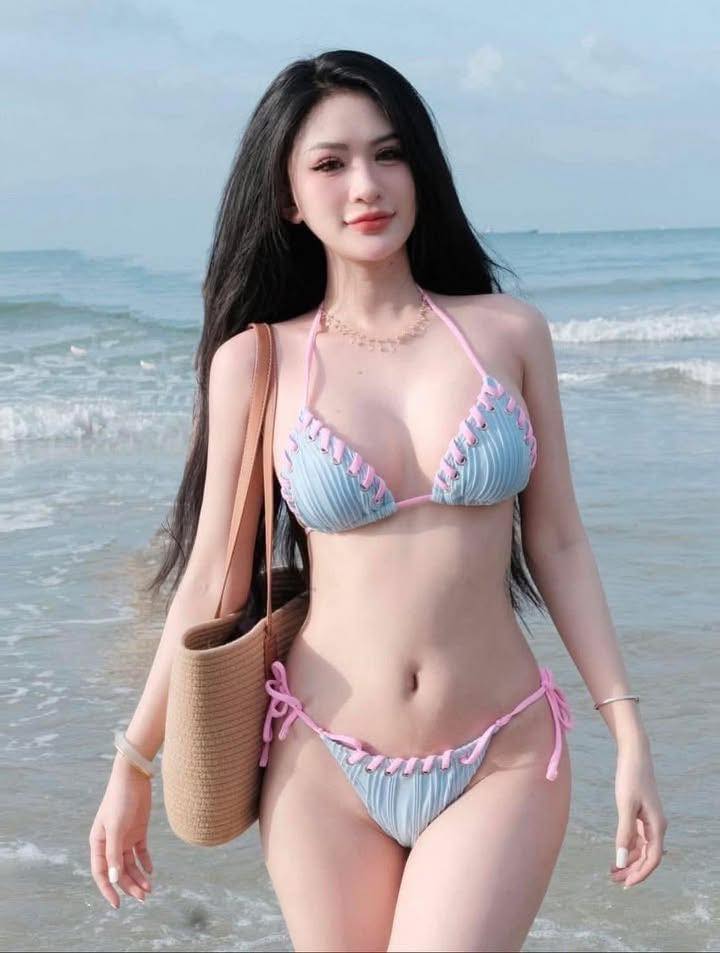 gái xinh 2k bikini
