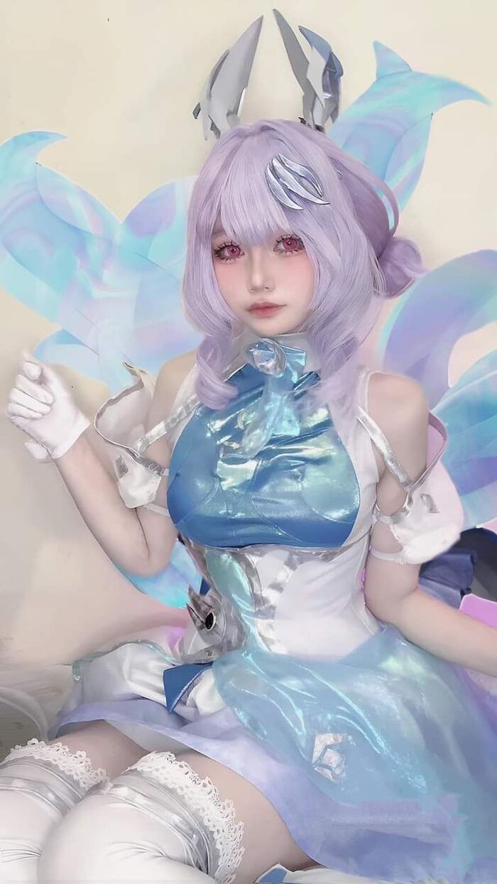 gái xinh cosplay liên quân