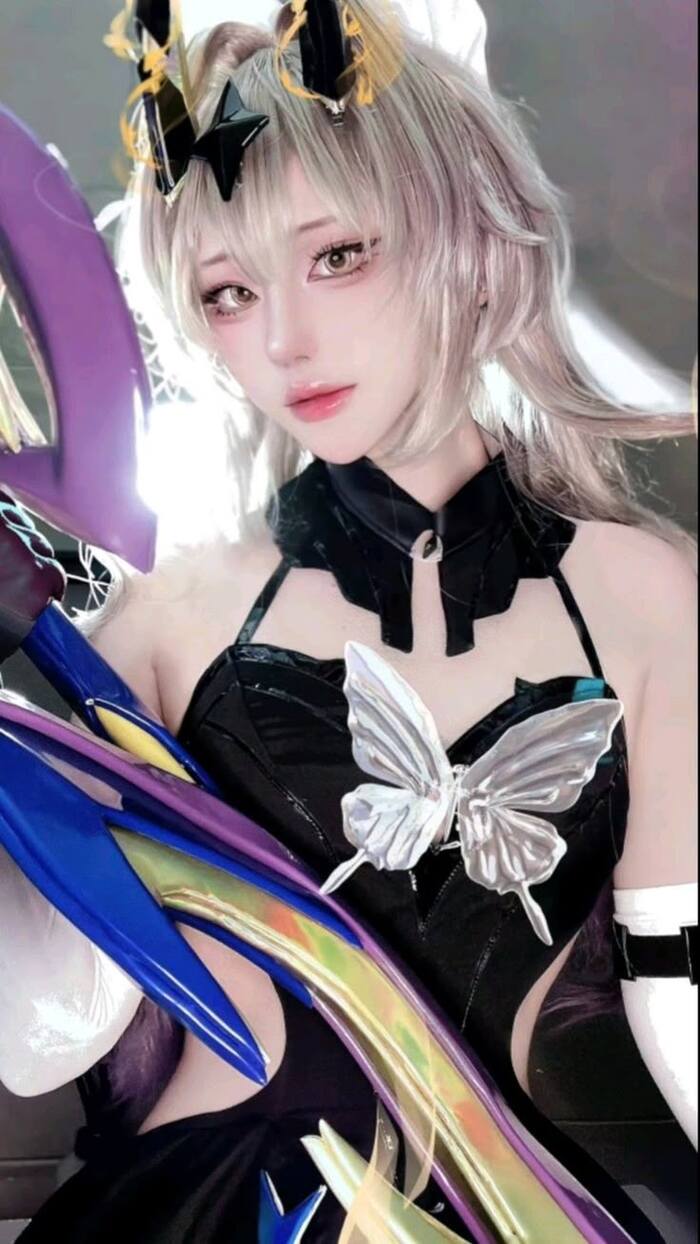gái xinh cosplay liên quân
