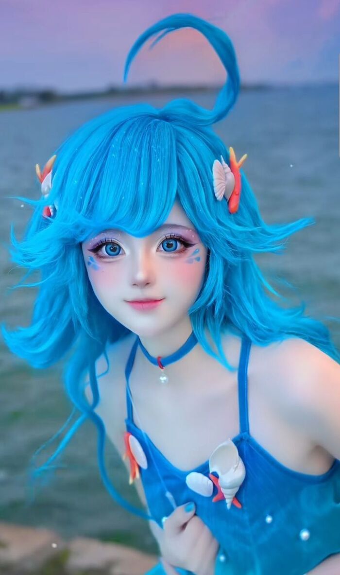 gái xinh cosplay liên quân
