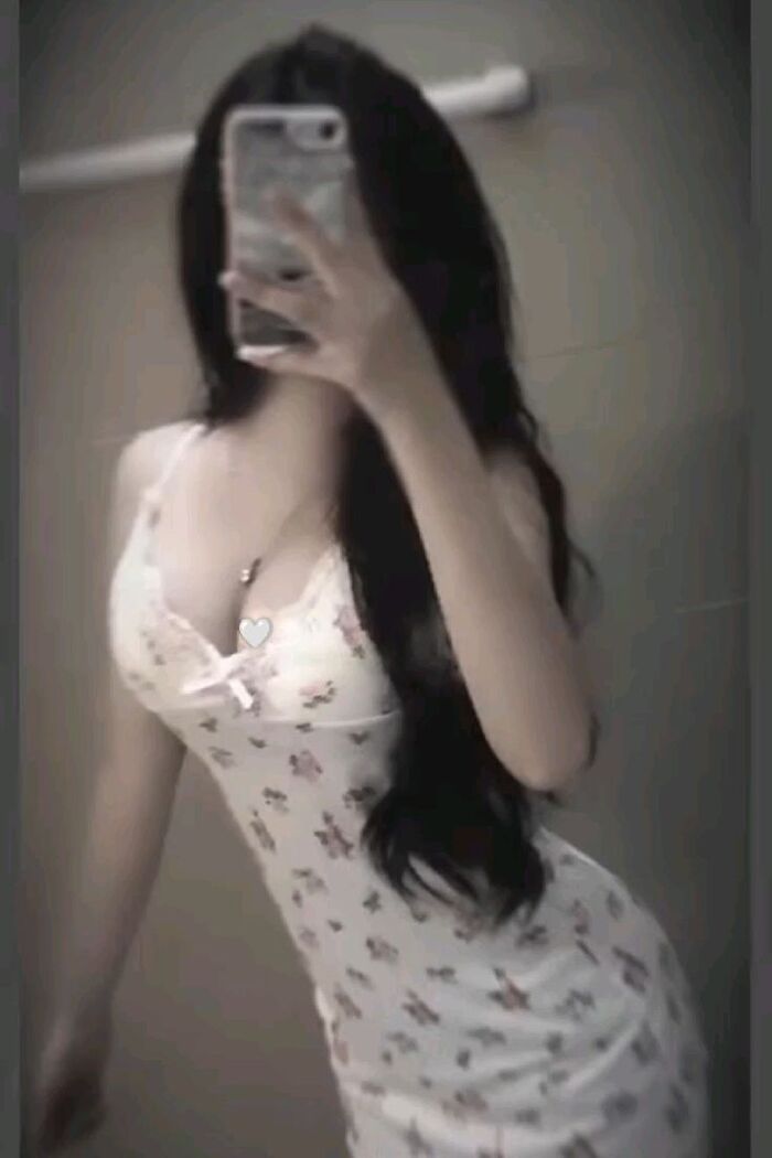 gái xinh khoe body
