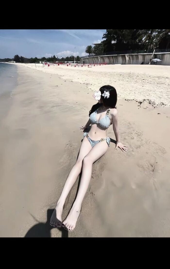gái xinh khoe body