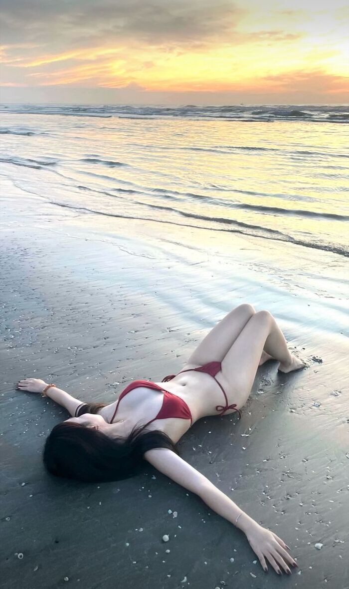 gái xinh khoe body