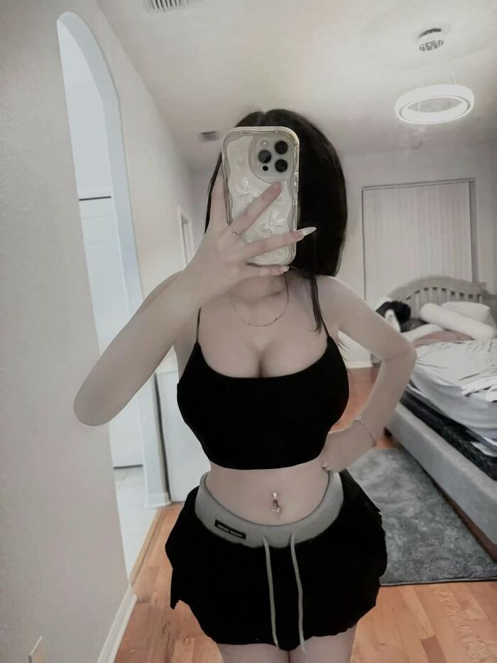 gái xinh khoe body