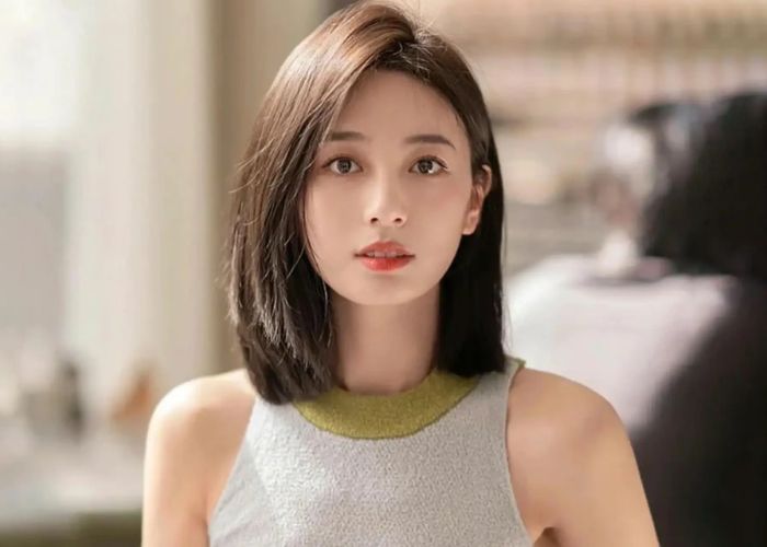 Kiểu tóc ngang vai cho mặt tròn 