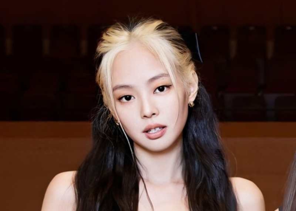cách búi tóc giống Jennie 