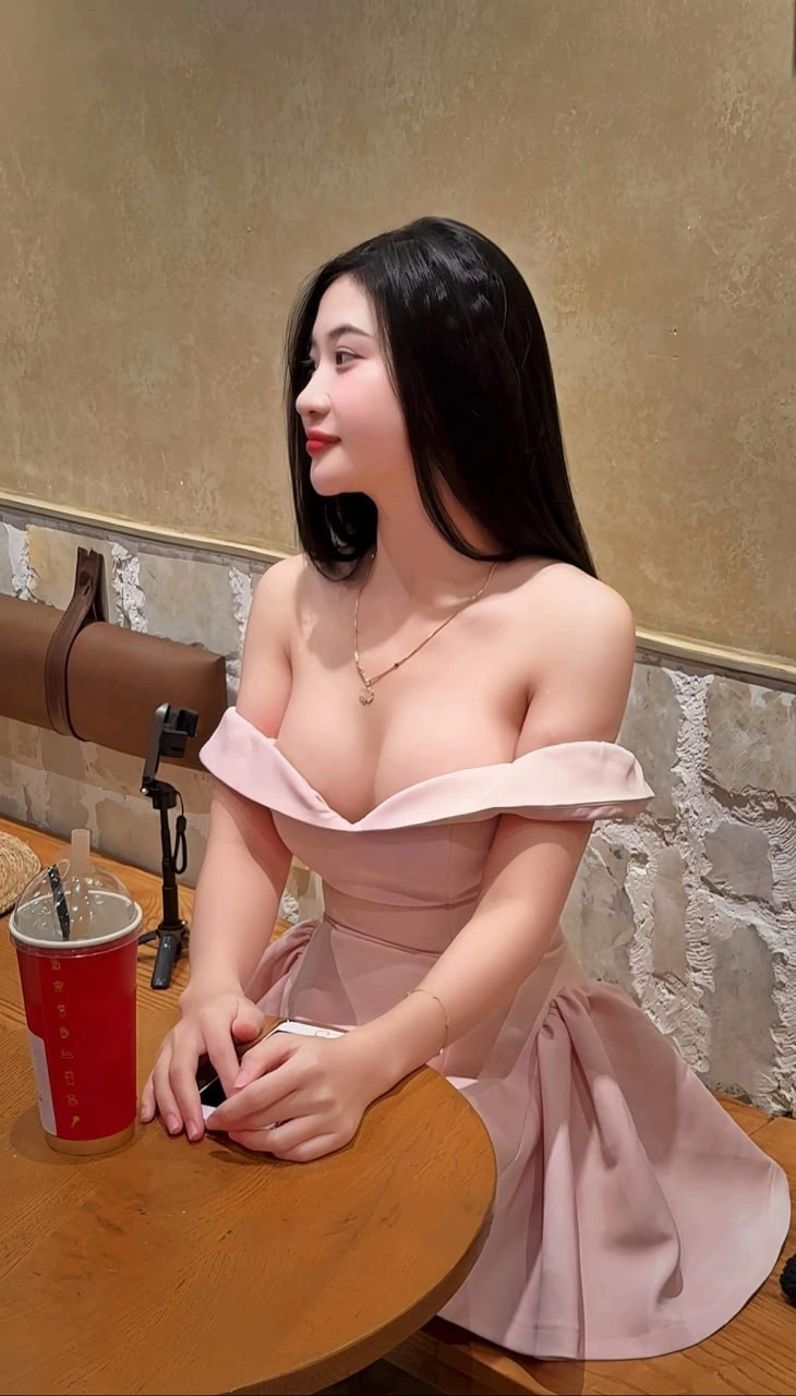 Top 100+ Ảnh Gái Vú To Đầy Đặn Cực Sexy Không Thể Cưỡng Lại Anh Gai Vu To 14