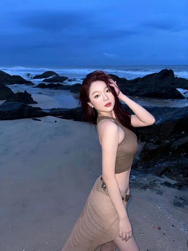 Top 99+ Ảnh Gái Chân Dài Vú To Sexy Siêu Cuốn Hút Gái chân dài phong cách sexy tự nhiên