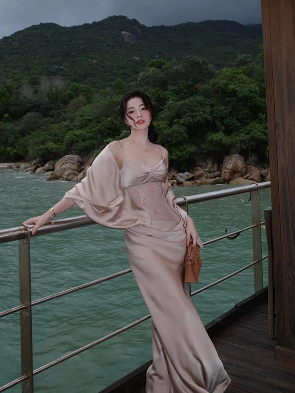 Top 99+ Ảnh Gái Chân Dài Vú To Sexy Siêu Cuốn Hút Gái chân dài sexy phong cách thời trang