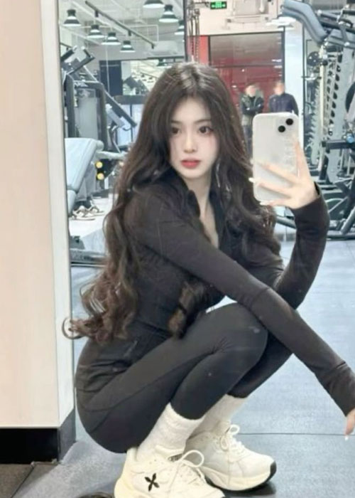Top 99+ Ảnh Gái Xinh Mặc Quần Bó Sát(Legging) Khoe Dáng nuột nà Khó Cưỡng gái xinh mặc quần bó sát lưng cao thời trang