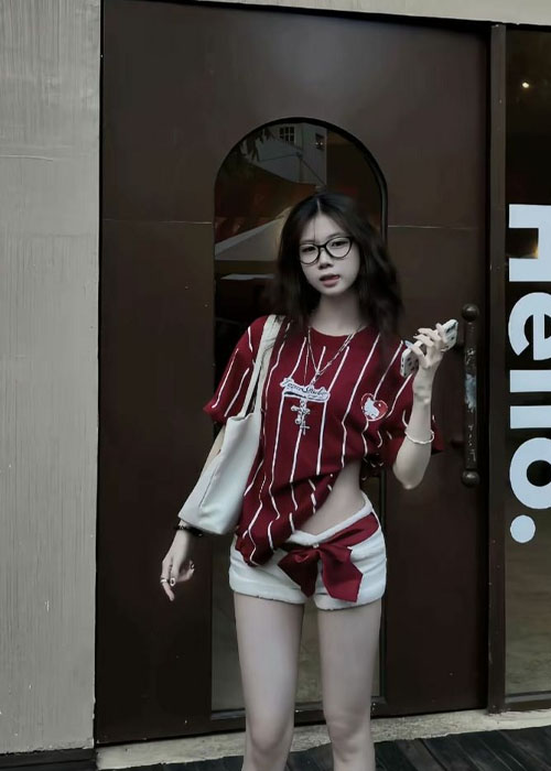 Tuyển Tập 99+ Ảnh Gái Xinh Tiktok Cực Cuốn Hút gái xinh tiktok phong cách cá tính