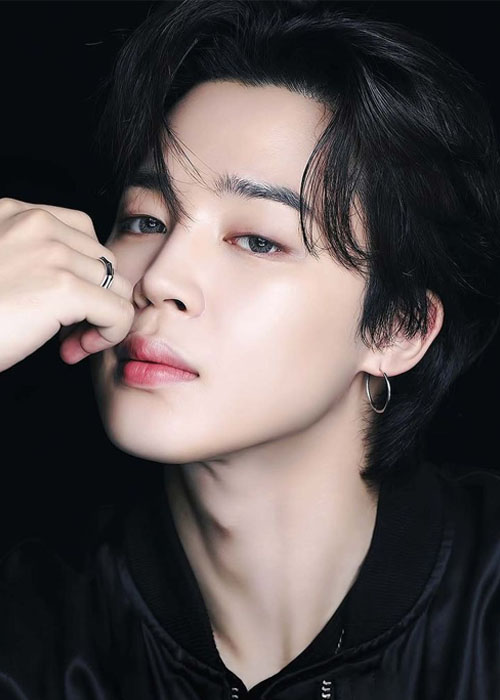Top 8+ Kiểu Tóc Của JiMin Lịch Lãm Và Trẻ Trung Kiểu tóc tự nhiên với màu tóc đen cổ điển