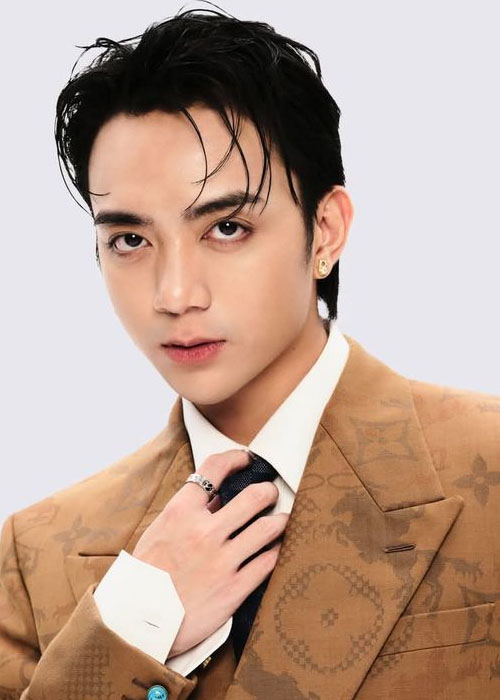 Top 11+ Kiểu Tóc Của Soobin Hoàng Sơn Với Phong Cách Tinh Tế Kiểu tóc vuốt lơi Hàn Quốc của Soobin